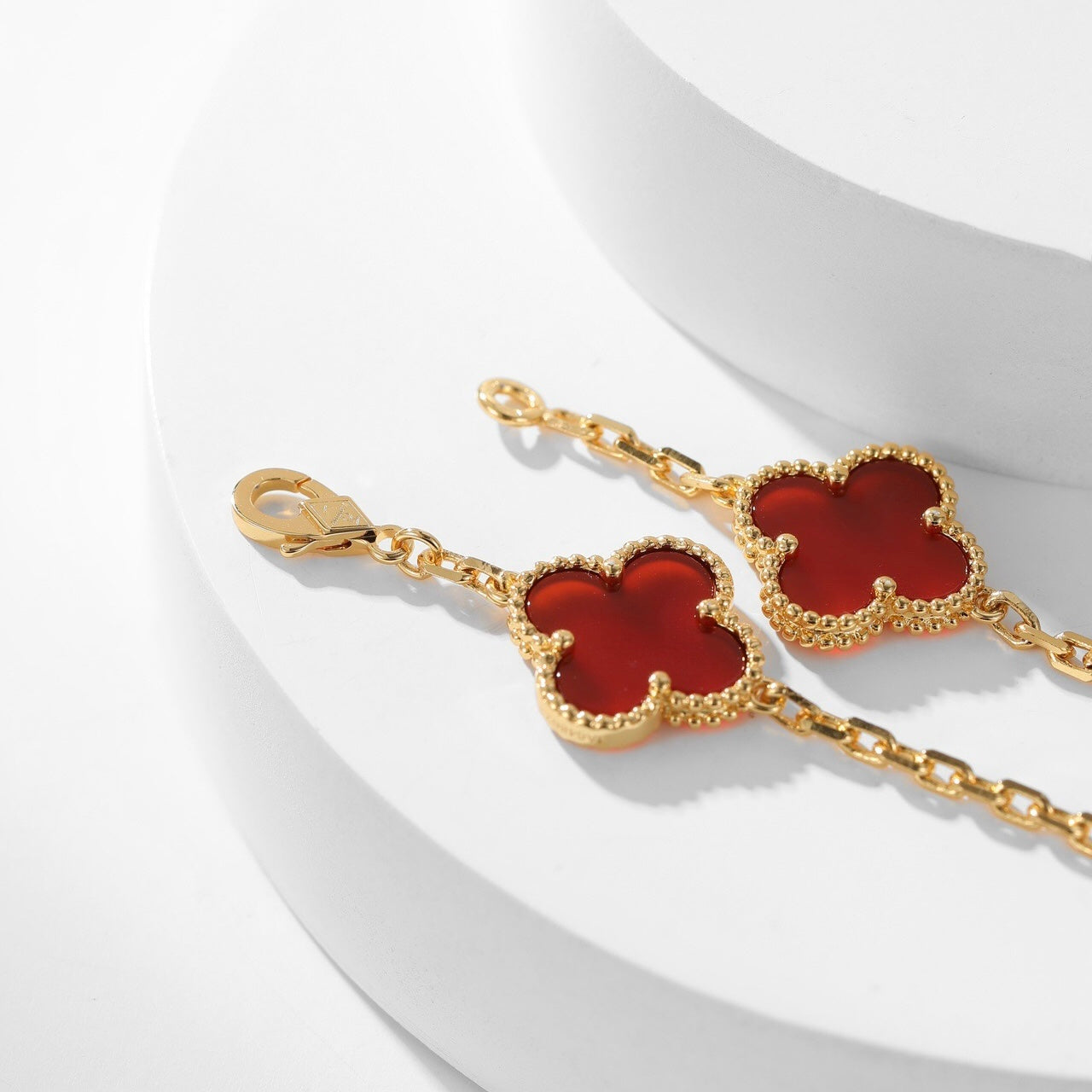 CLOVERS THE  10-MOTIFS CARNELIAN NECKLACE