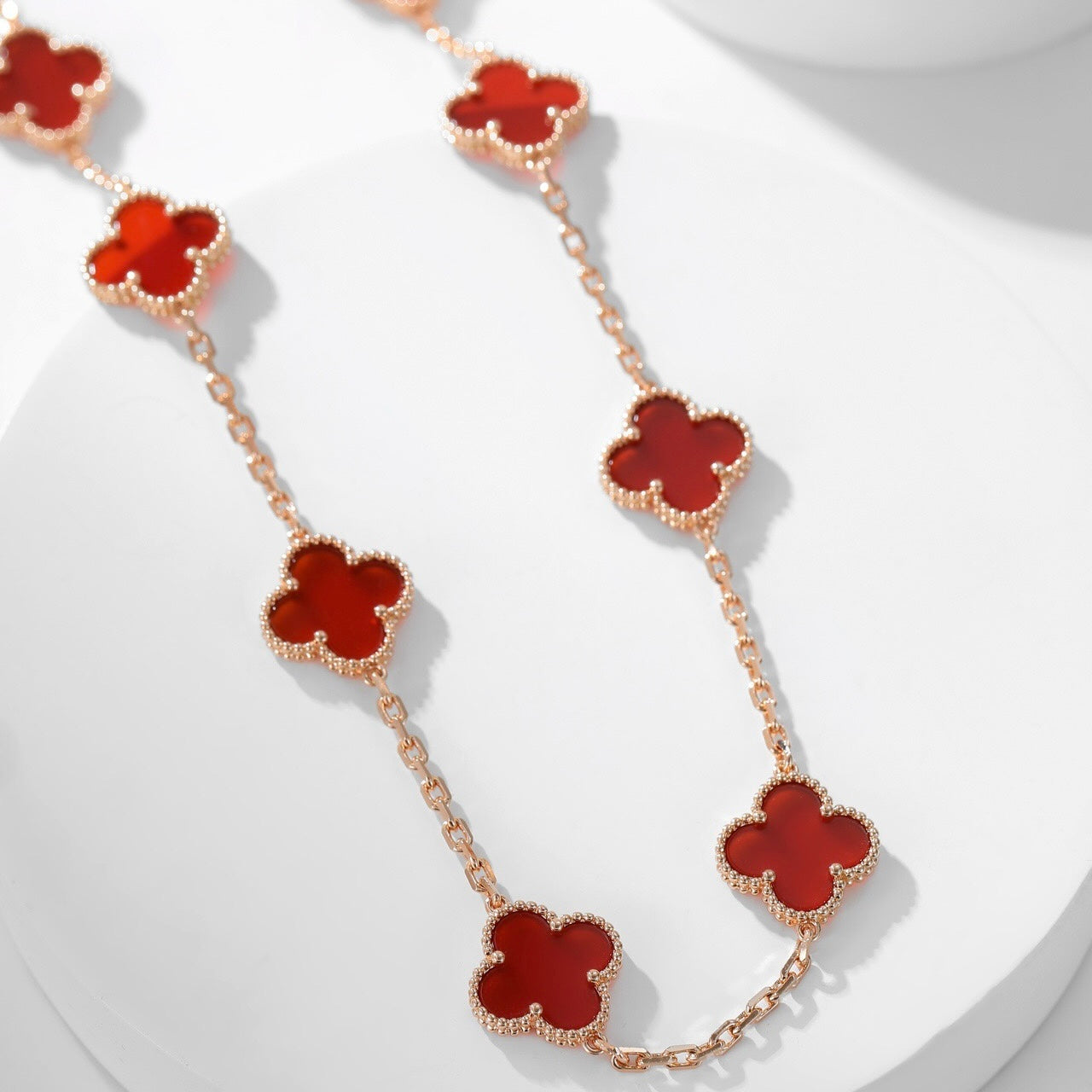 CLOVERS THE  10-MOTIFS CARNELIAN NECKLACE