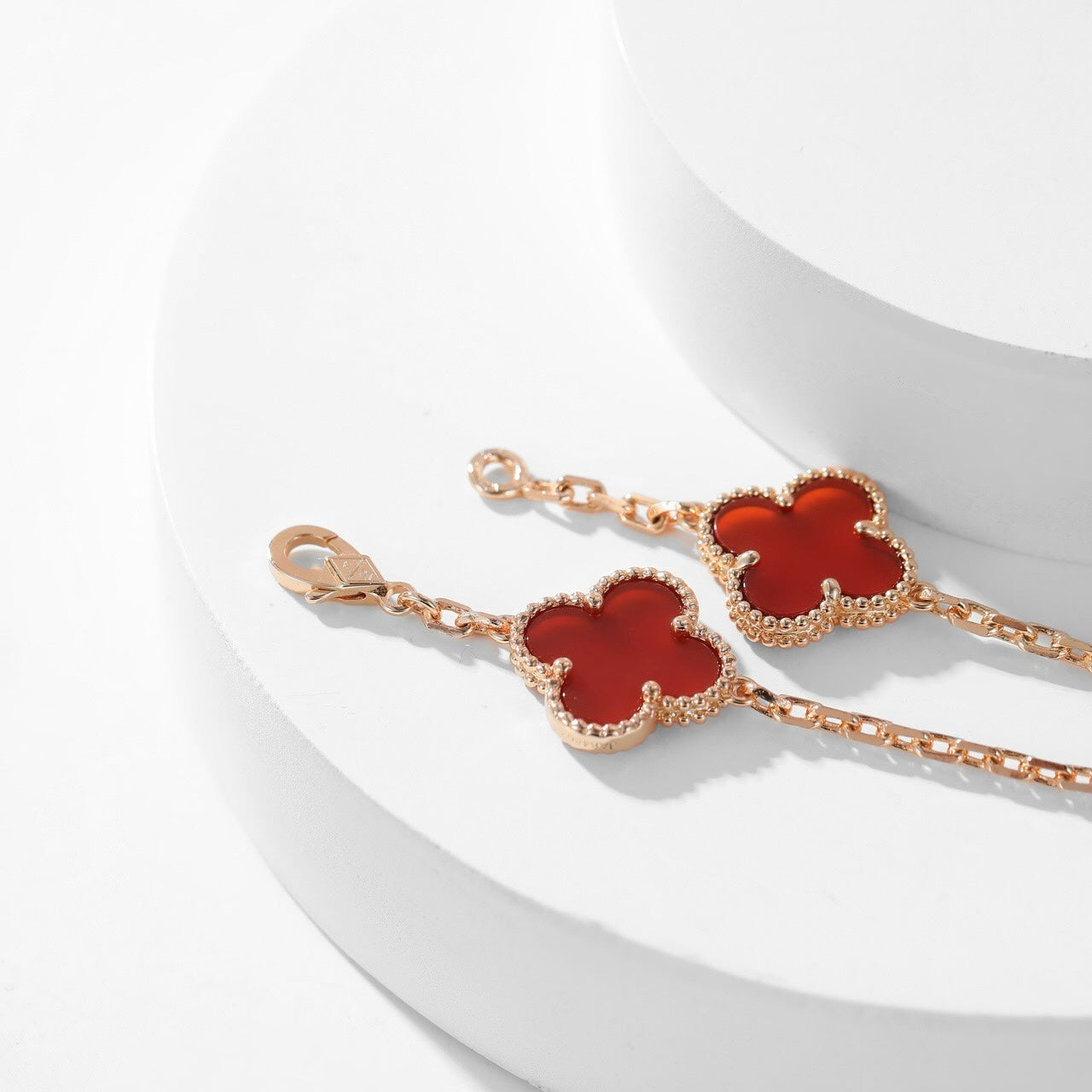CLOVERS THE  10-MOTIFS CARNELIAN NECKLACE